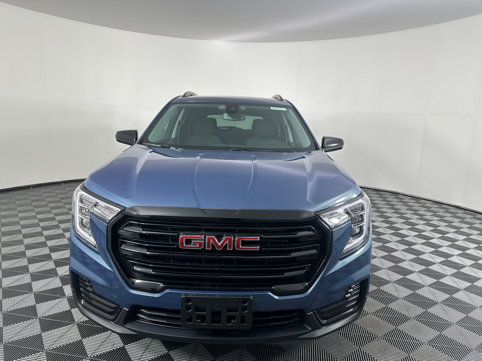 2024 GMC Terrain SLE 4