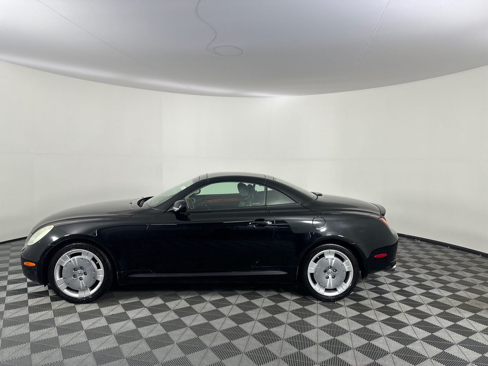 2005 Lexus SC 430 10