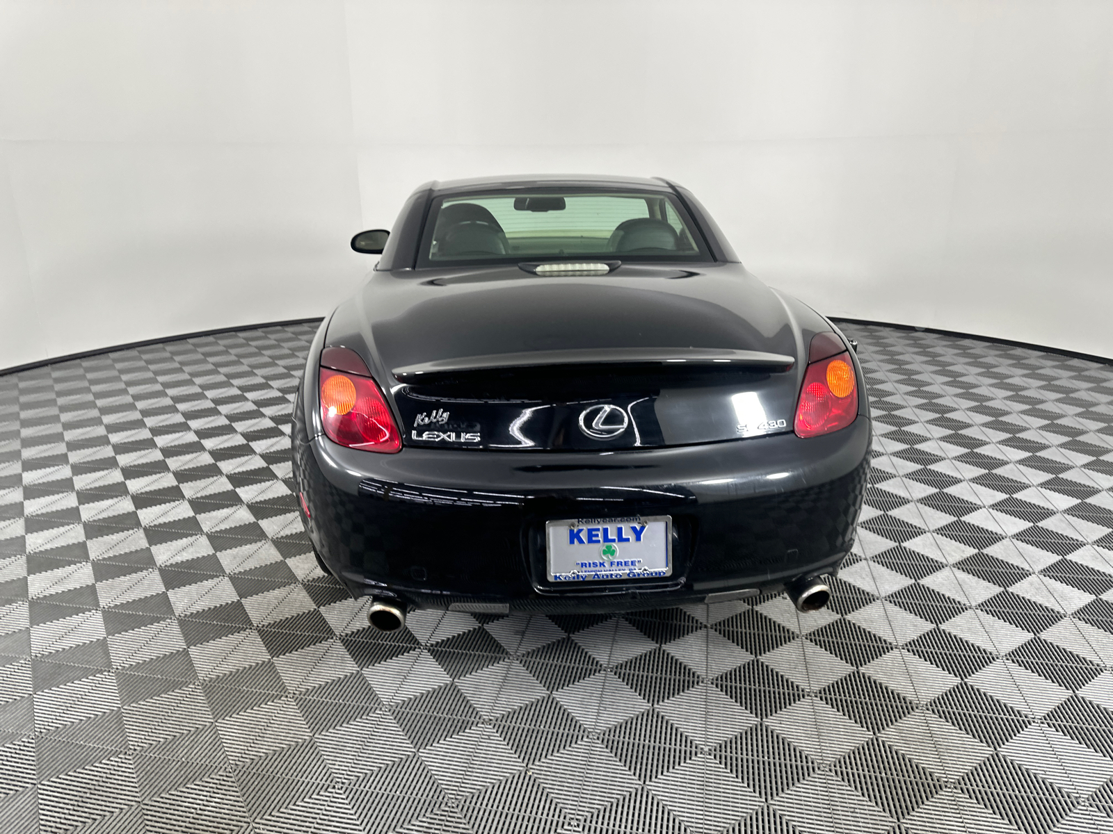 2005 Lexus SC 430 14