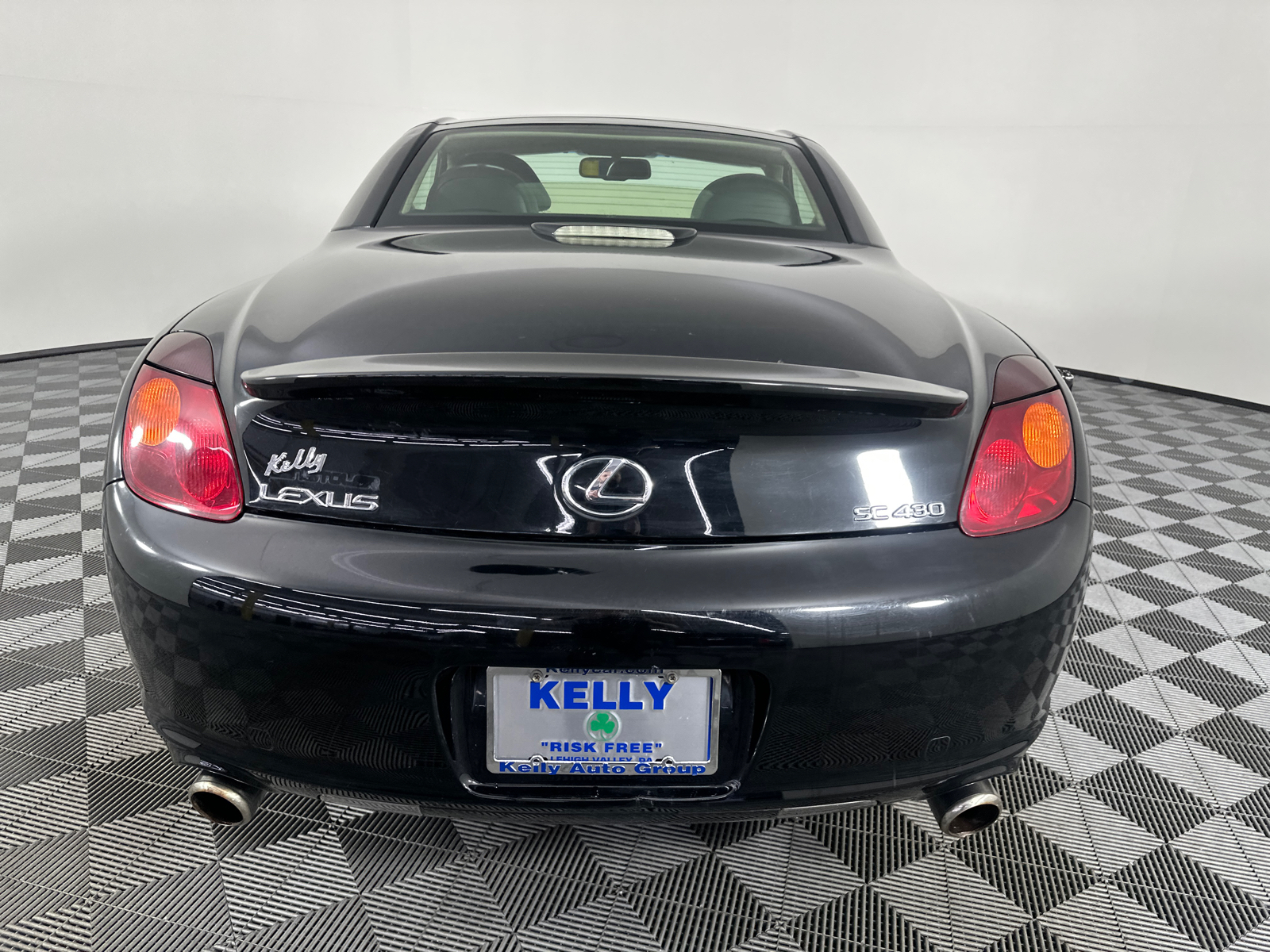 2005 Lexus SC 430 15