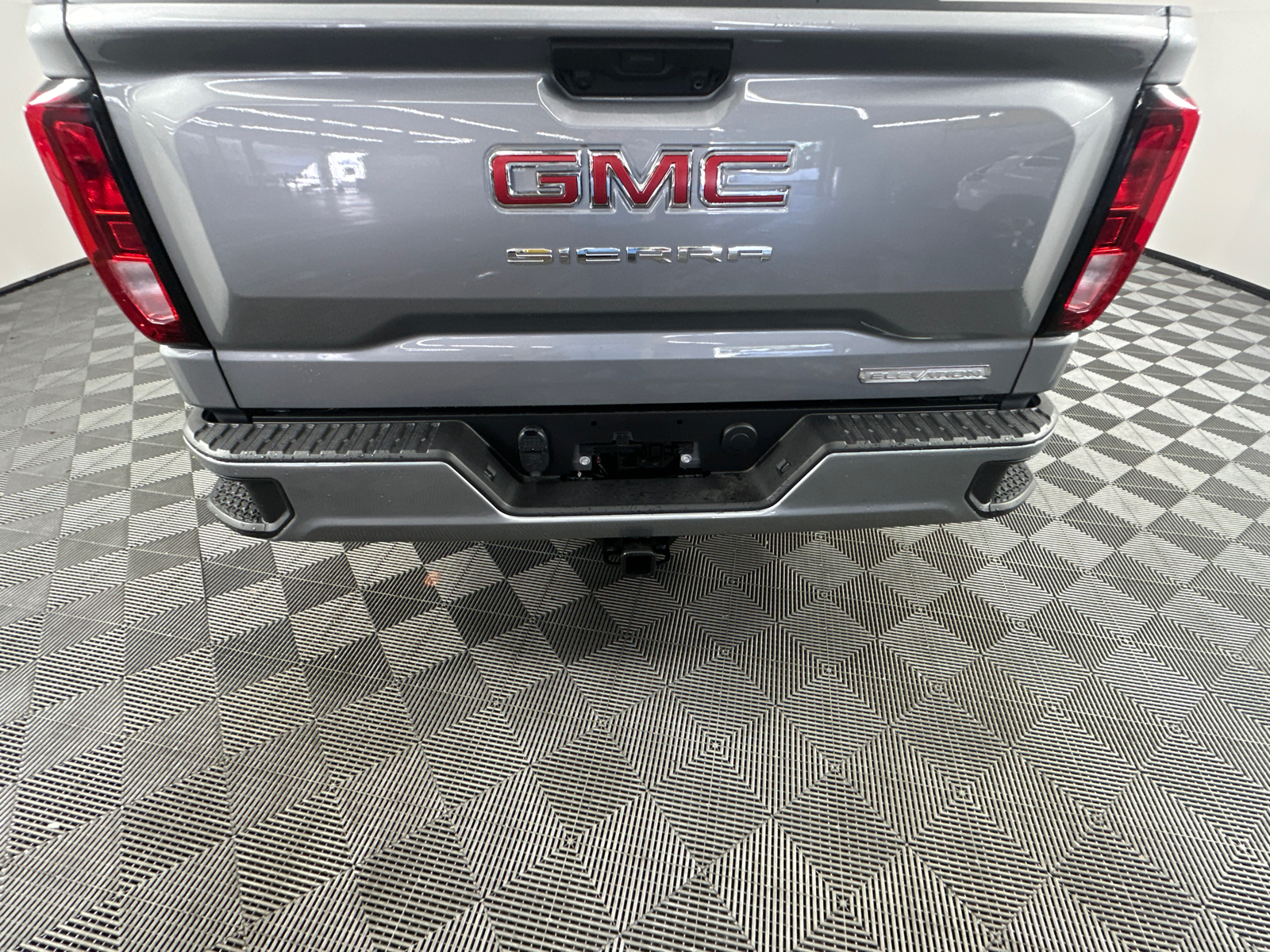 2025 GMC Sierra 1500 Elevation 14