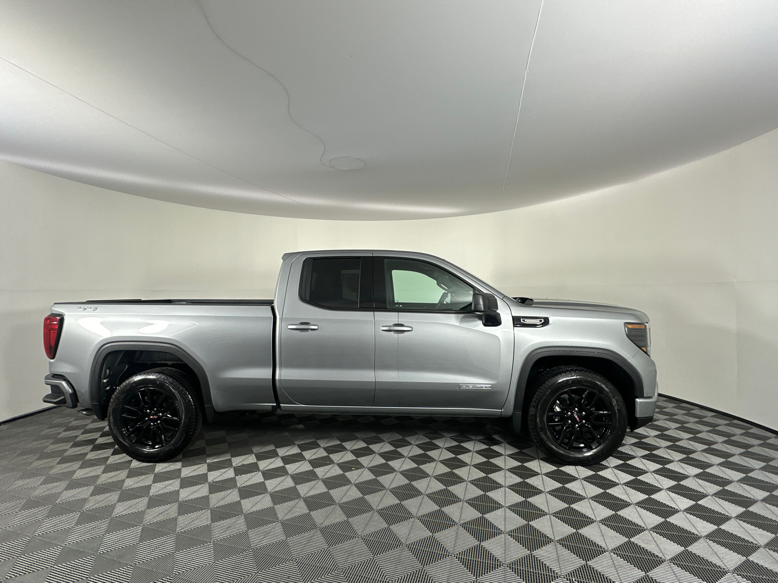 2025 GMC Sierra 1500 Elevation 20