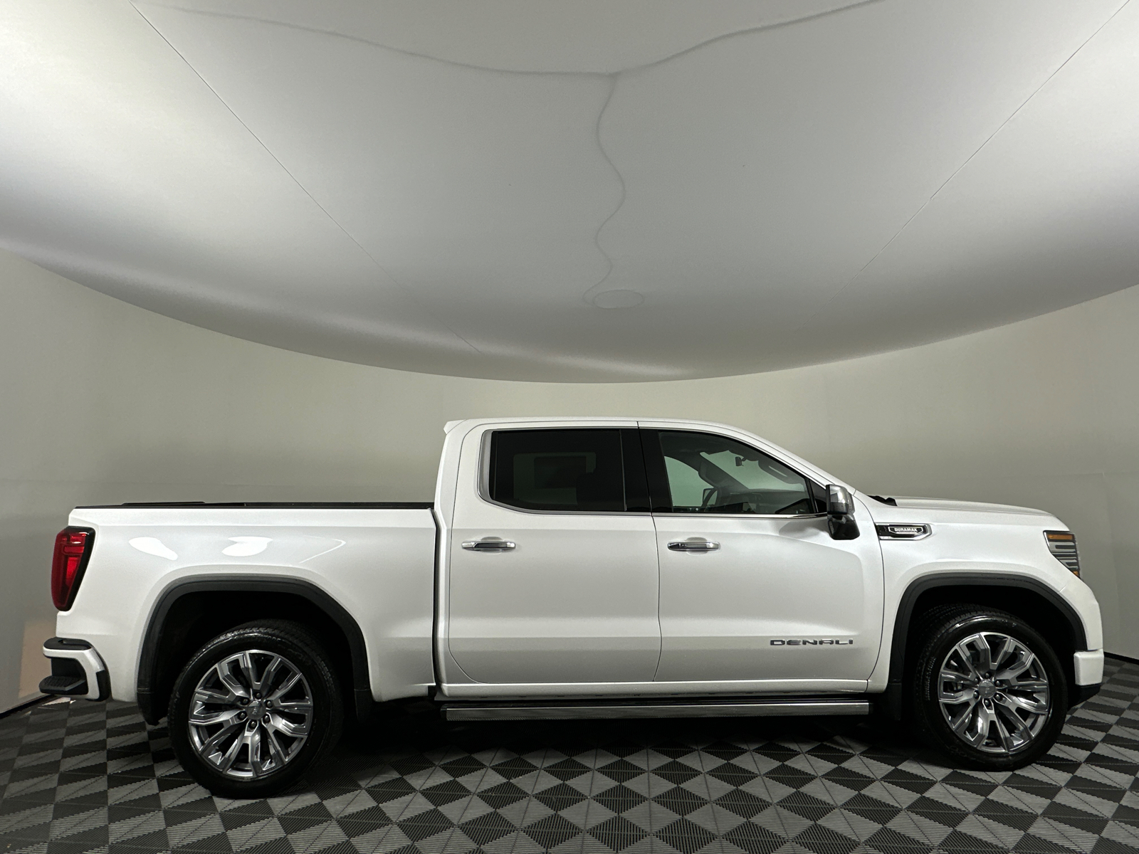 2025 GMC Sierra 1500 Denali 19