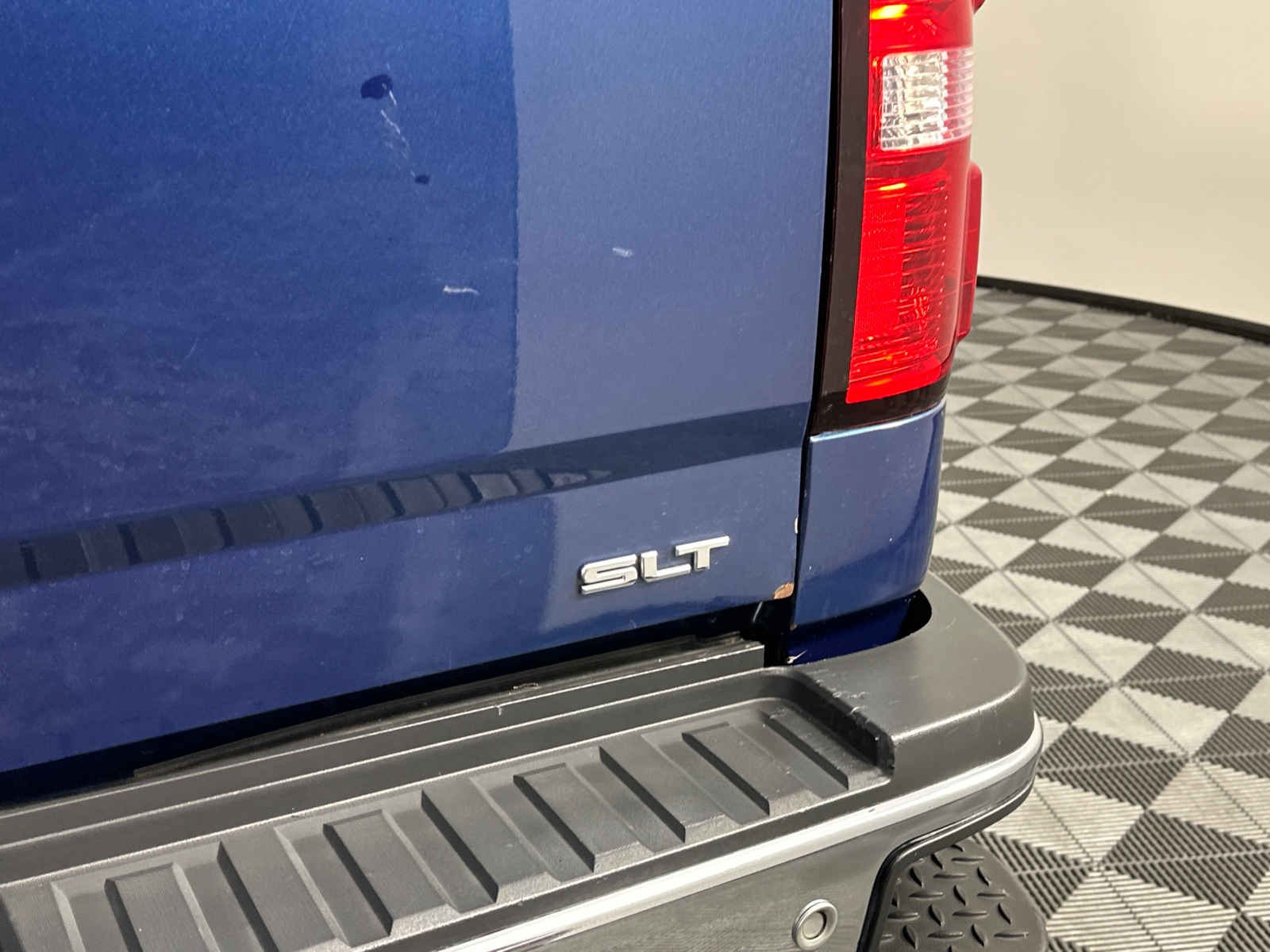 2015 GMC Sierra 2500HD SLT 17