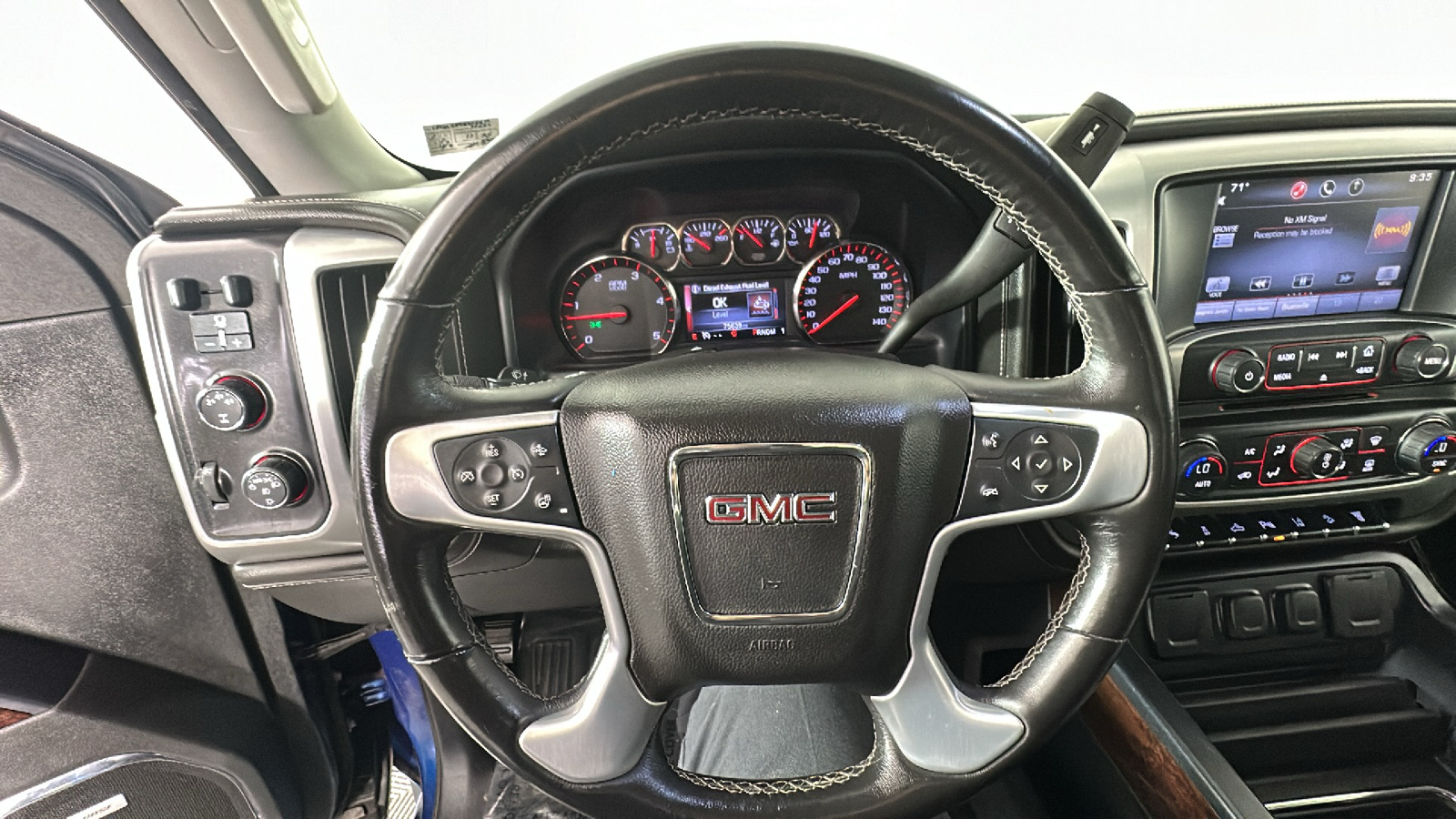 2015 GMC Sierra 2500HD SLT 37