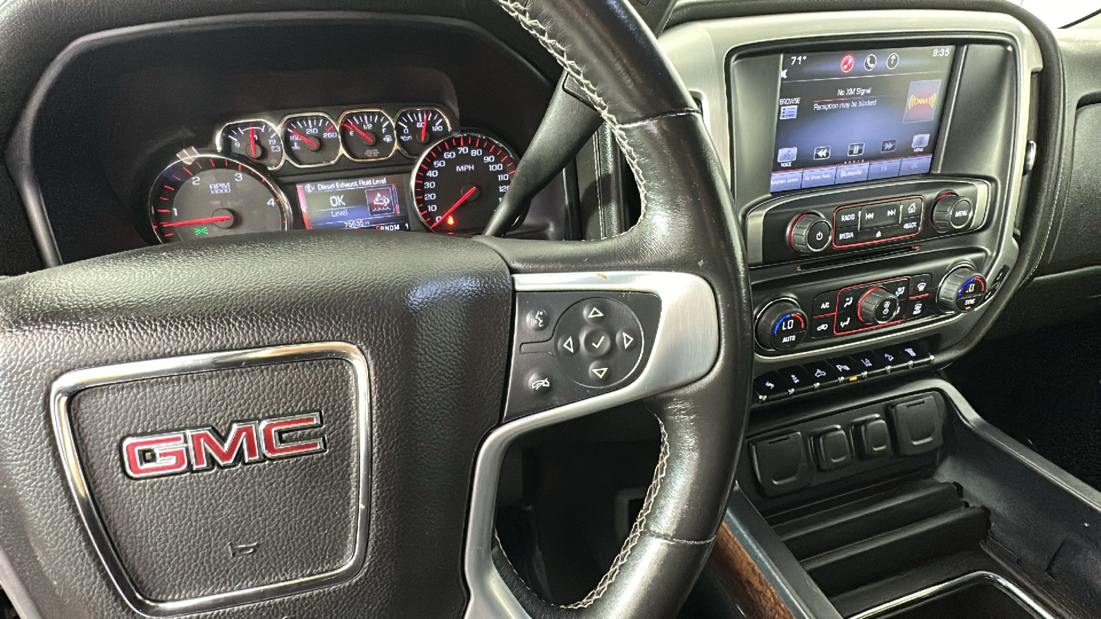 2015 GMC Sierra 2500HD SLT 39