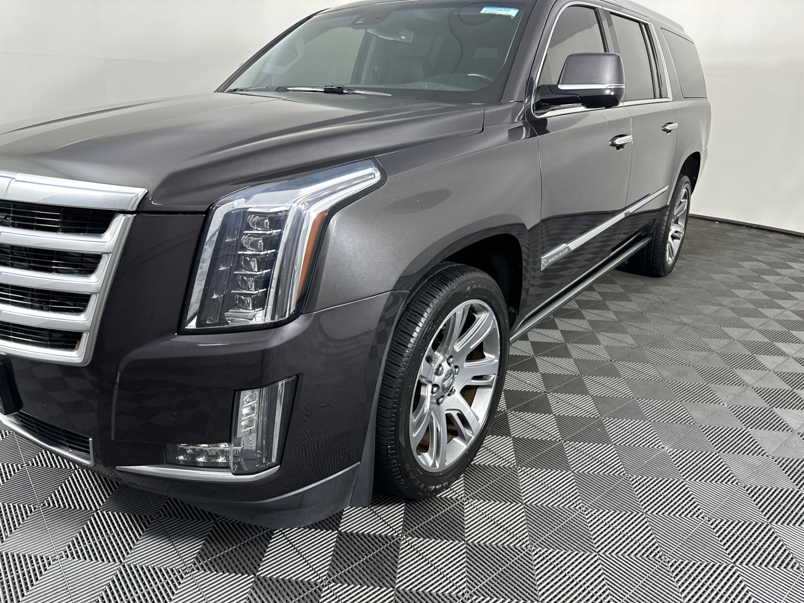 2015 Cadillac Escalade ESV Premium 7