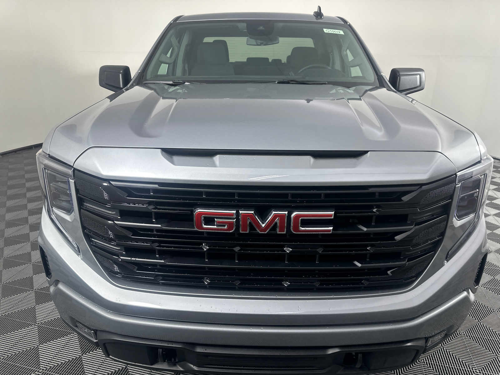 2025 GMC Sierra 1500 Elevation 5