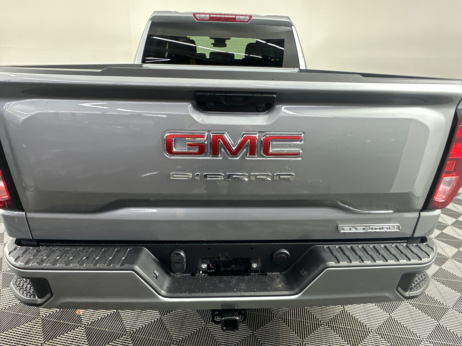 2025 GMC Sierra 1500 Elevation 15