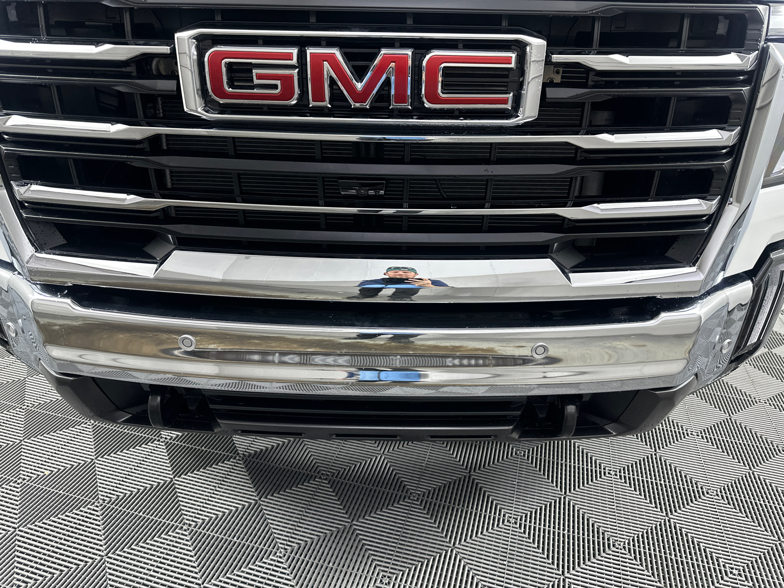 2025 GMC Sierra 2500HD SLT 3