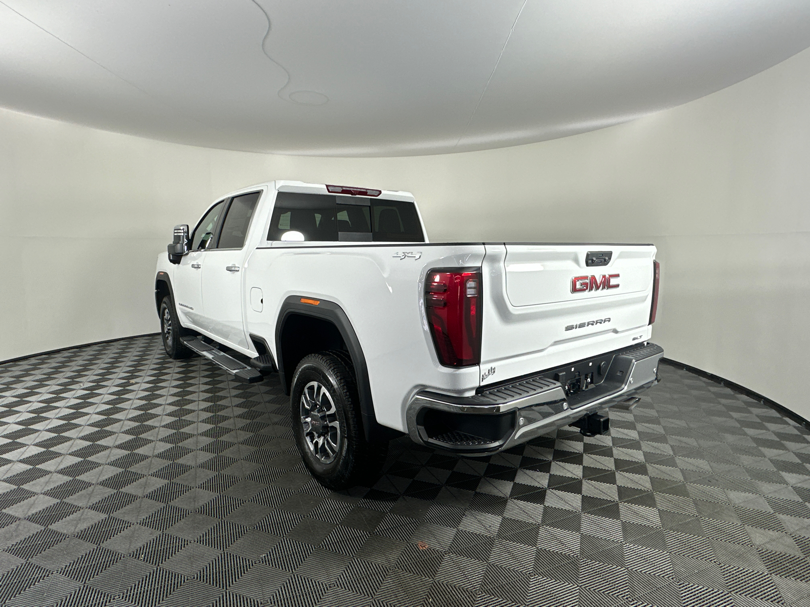 2025 GMC Sierra 2500HD SLT 12