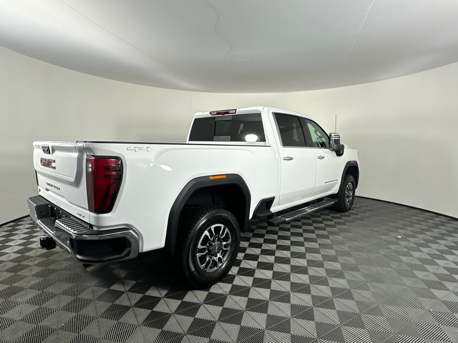 2025 GMC Sierra 2500HD SLT 21