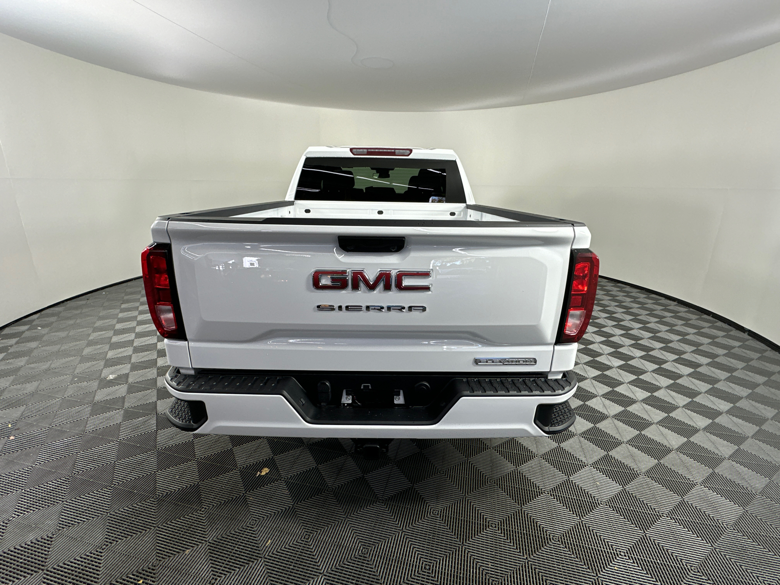 2025 GMC Sierra 1500 Elevation 12