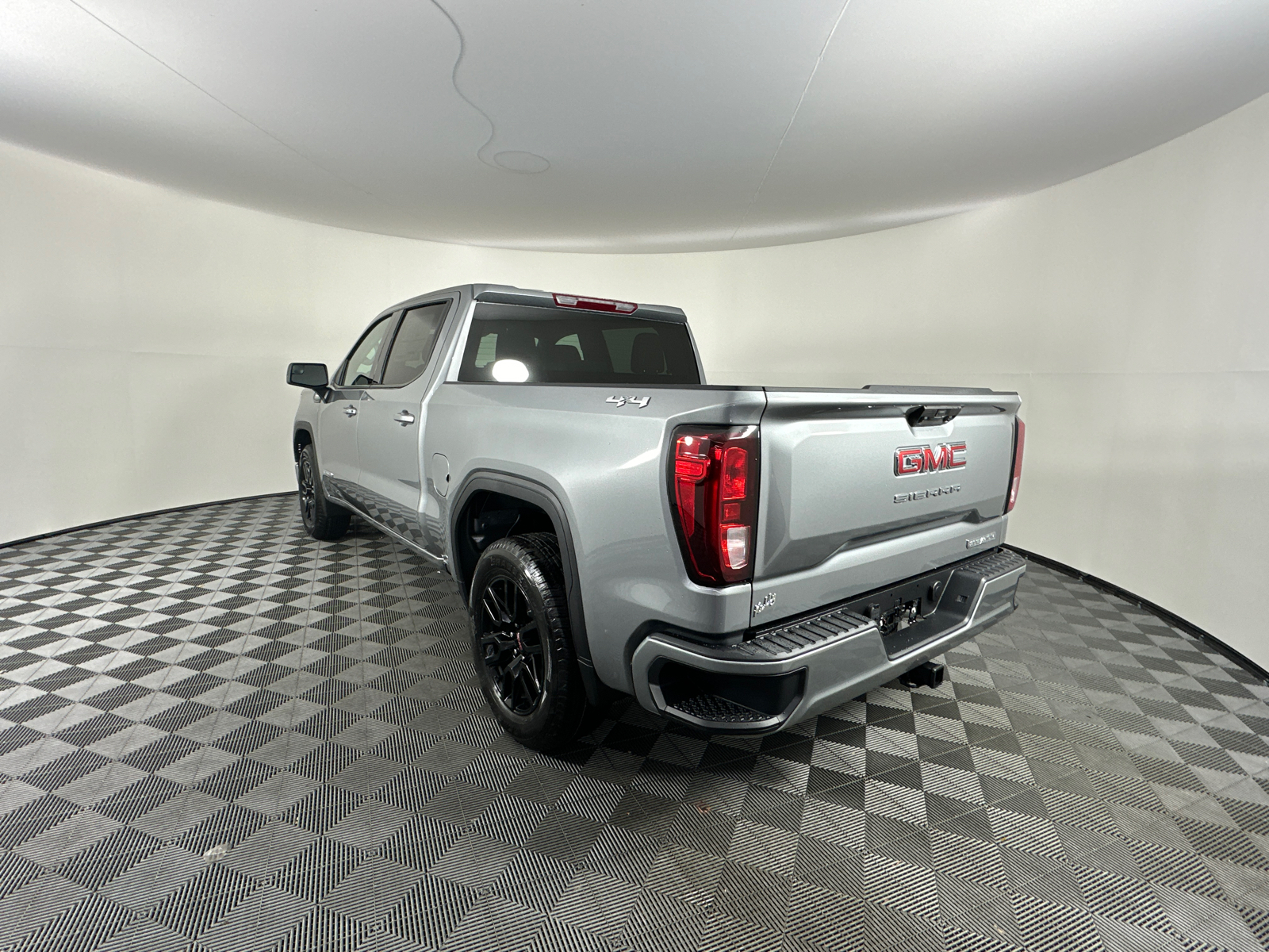 2025 GMC Sierra 1500 Elevation 9