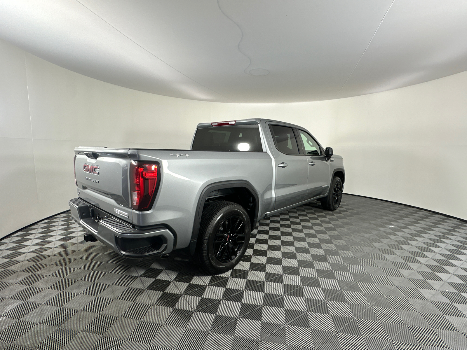 2025 GMC Sierra 1500 Elevation 16