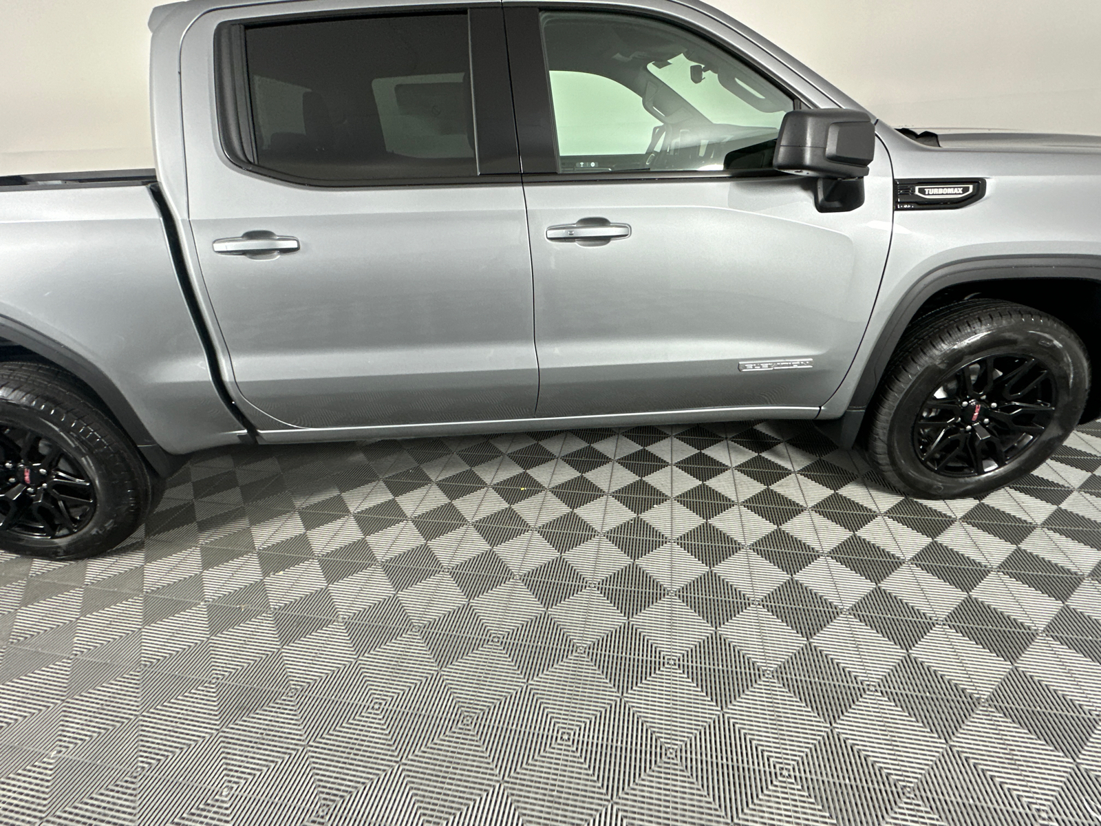 2025 GMC Sierra 1500 Elevation 20