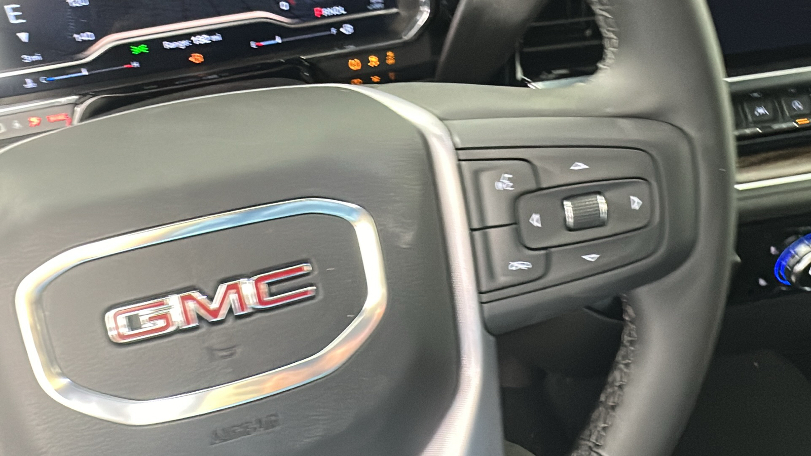 2025 GMC Sierra 1500 Elevation 36