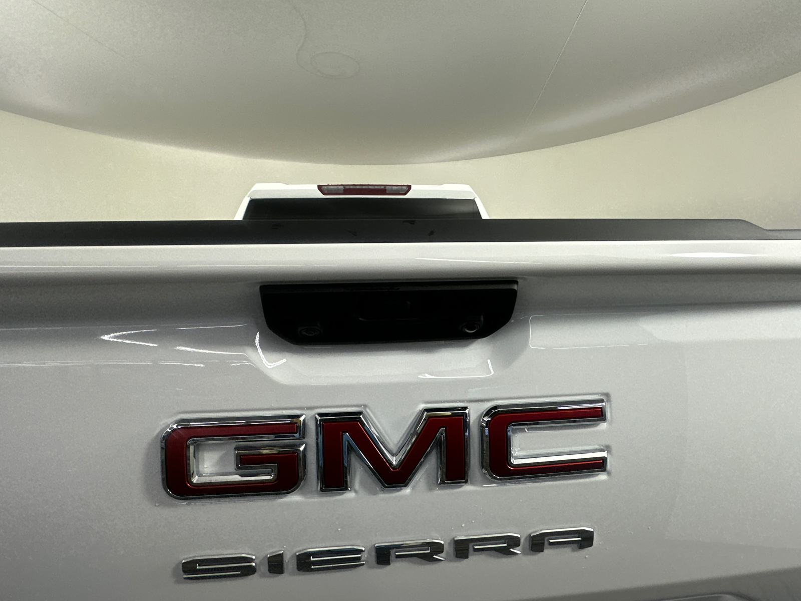 2025 GMC Sierra 1500 Pro 15