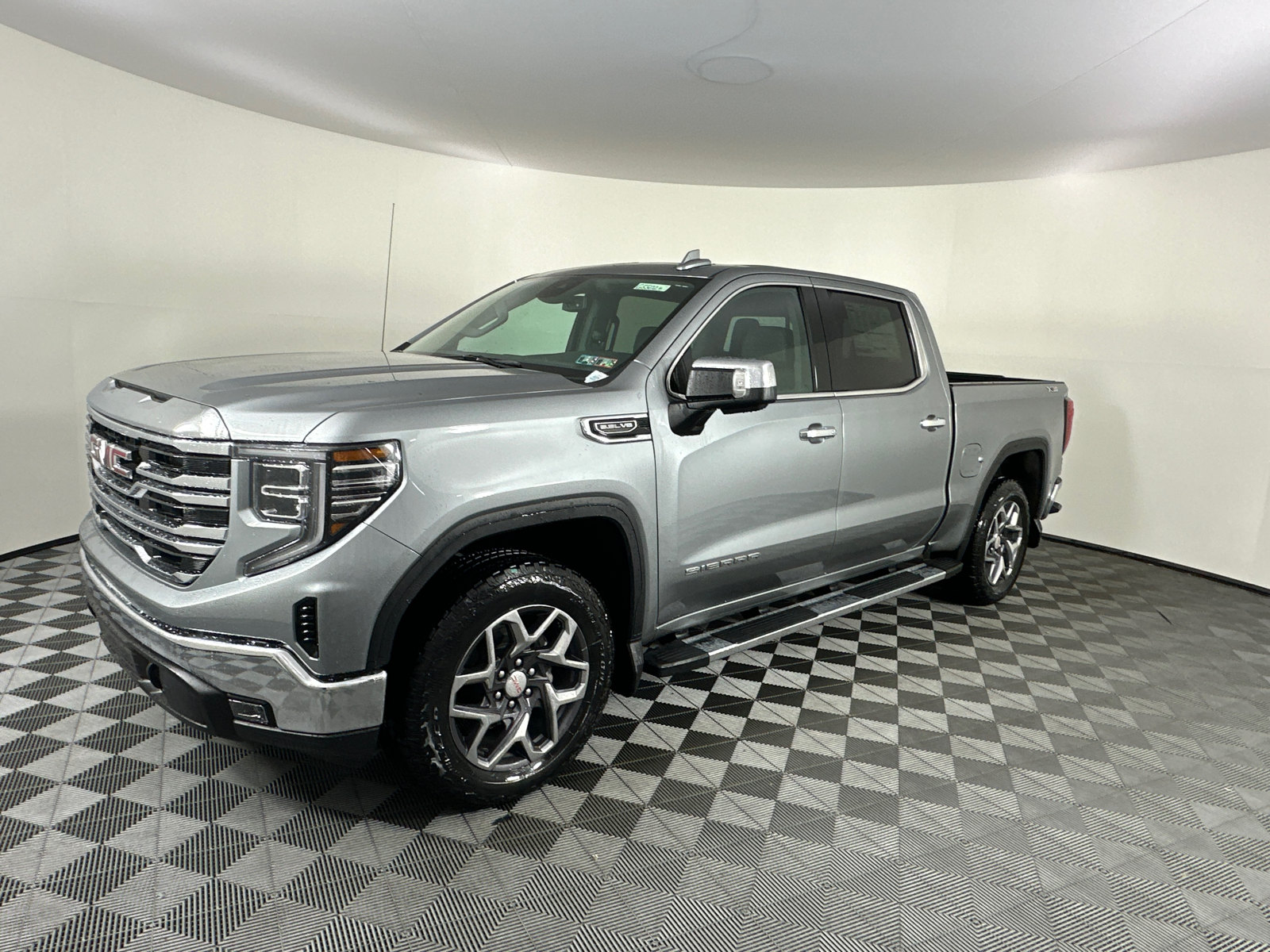 2025 GMC Sierra 1500 SLT 6