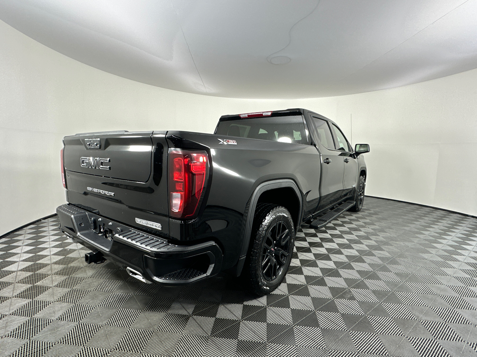 2025 GMC Sierra 1500 Elevation 14