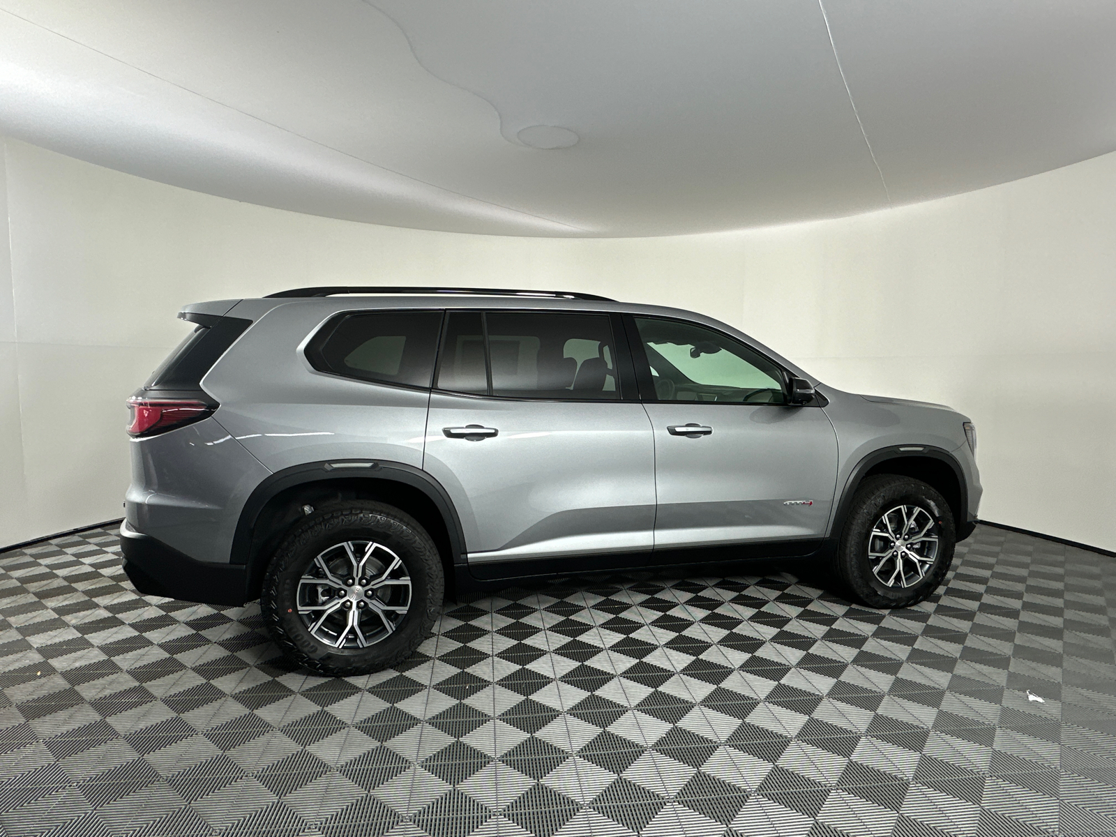 2025 GMC Acadia AT4 23