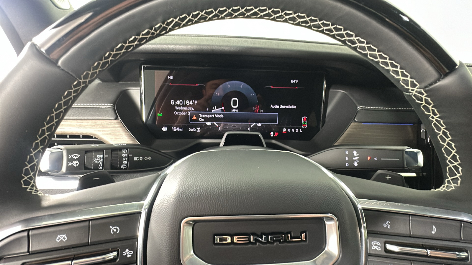 2025 GMC Acadia Denali 34