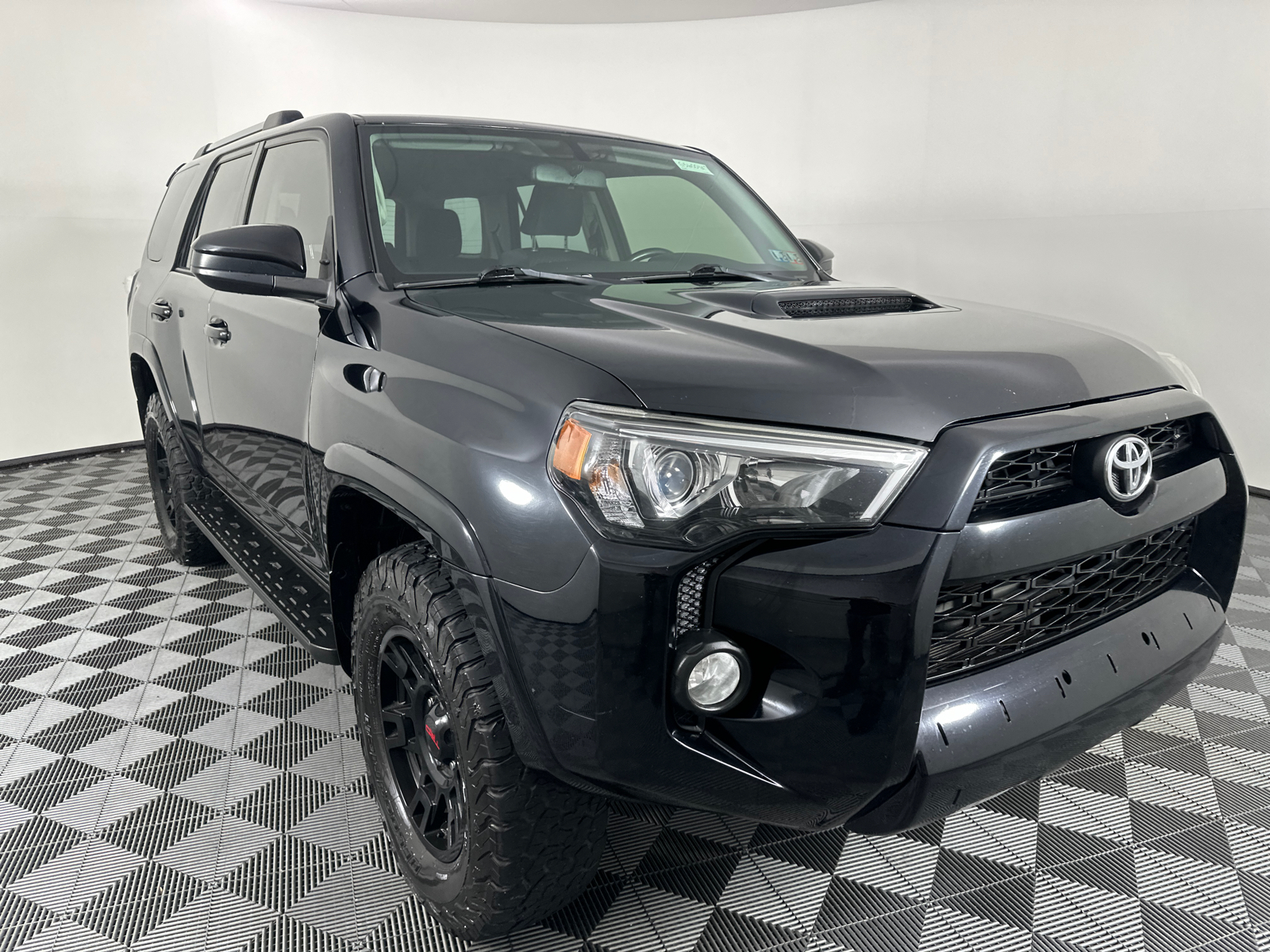 2015 Toyota 4Runner TRD Pro 2