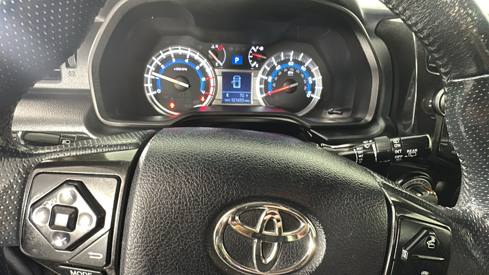 2015 Toyota 4Runner TRD Pro 31