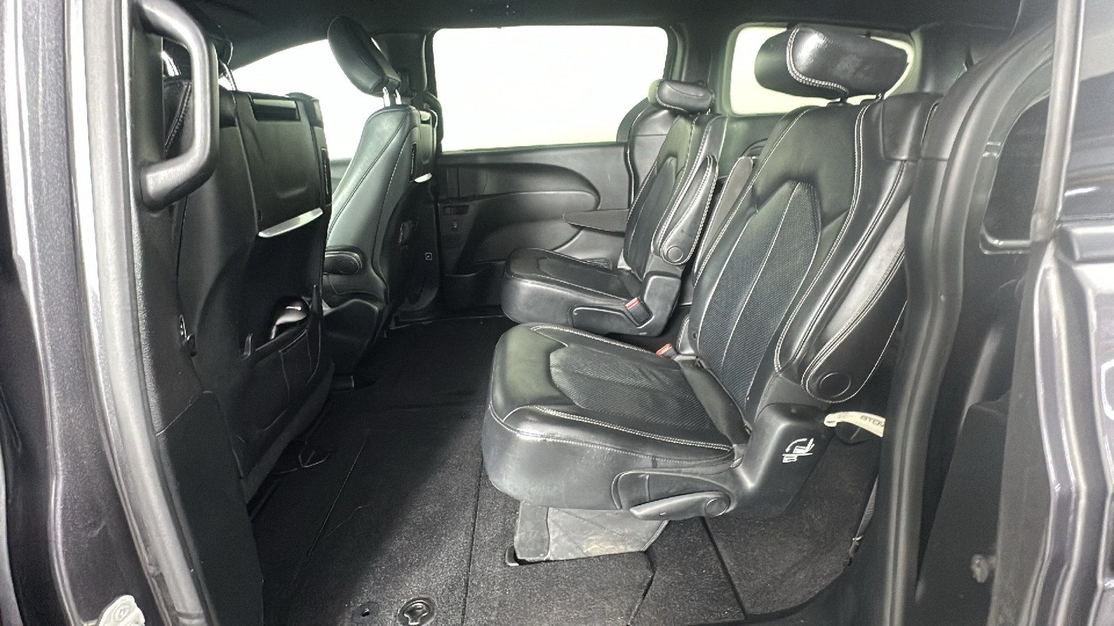 2018 Chrysler Pacifica Touring L Plus 24