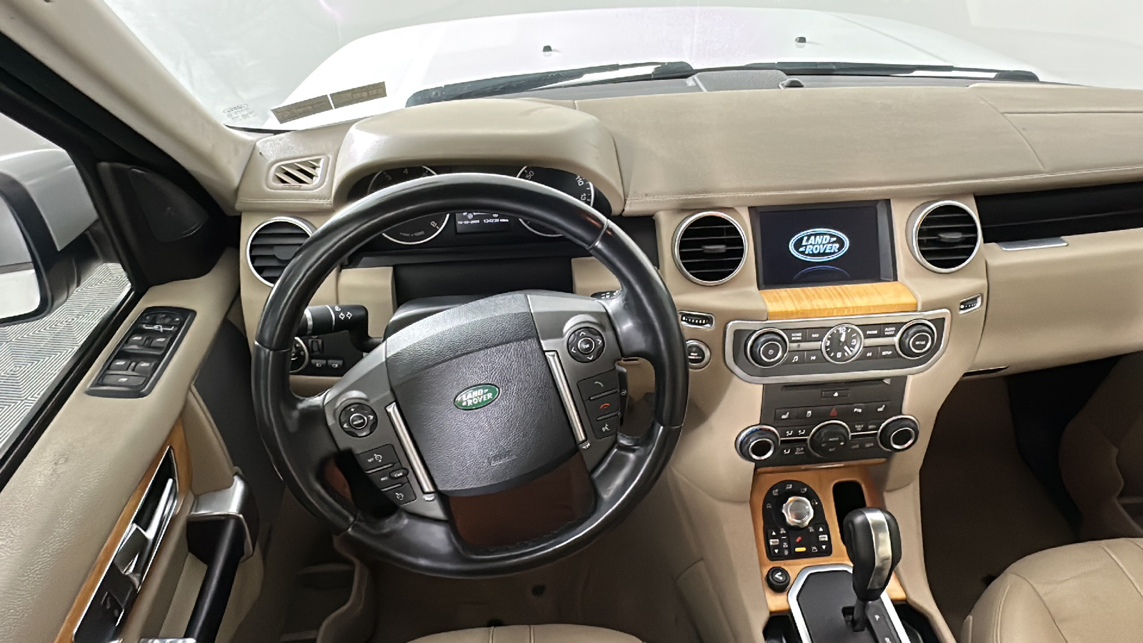 2012 Land Rover LR4 HSE 12
