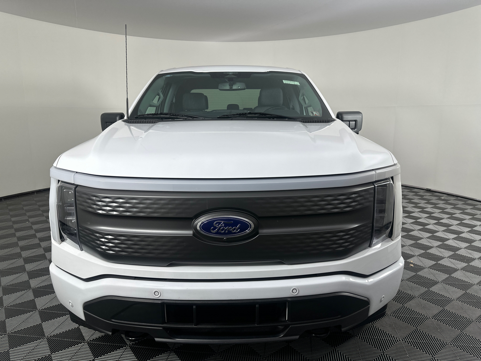 2023 Ford F-150 Lightning Pro 4