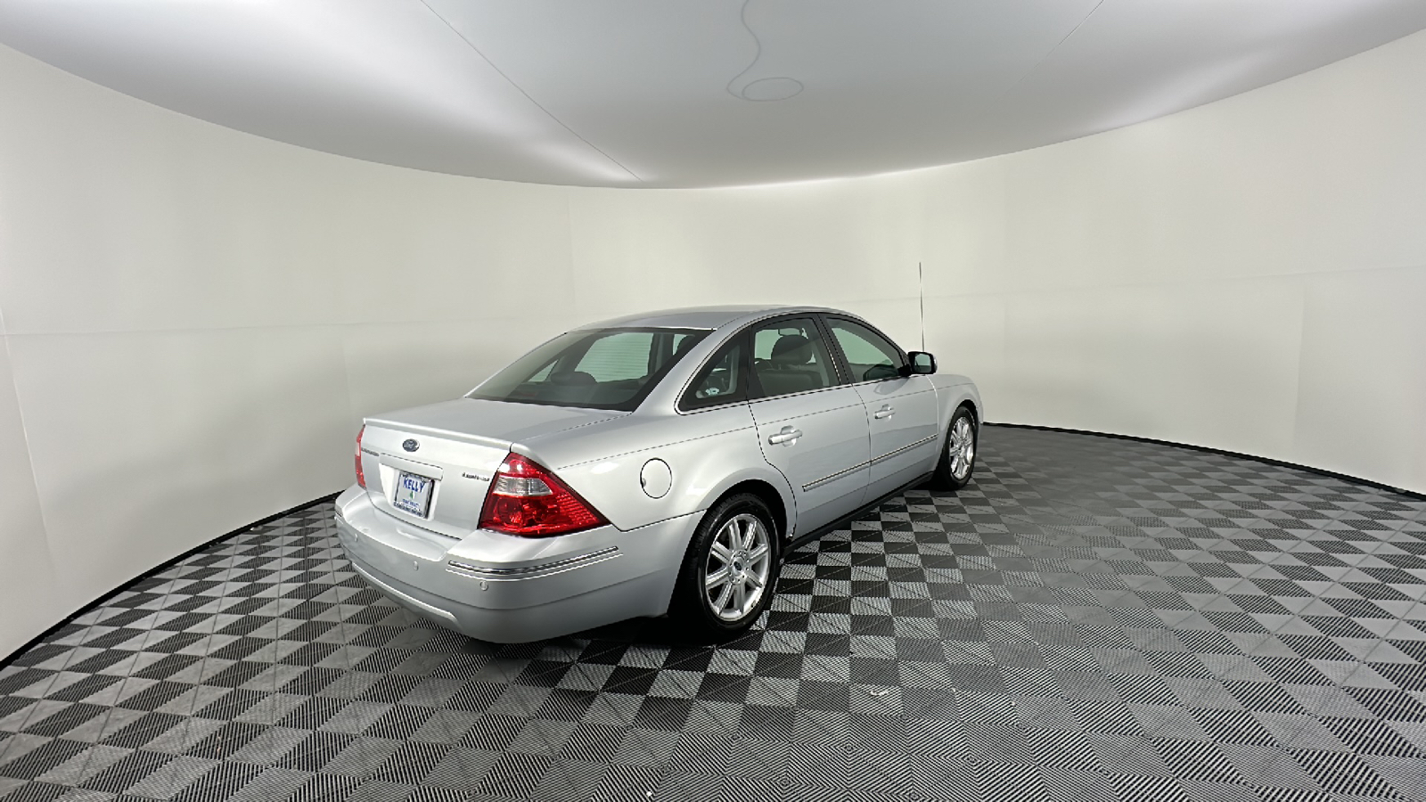 2005 Ford Five Hundred Limited 7