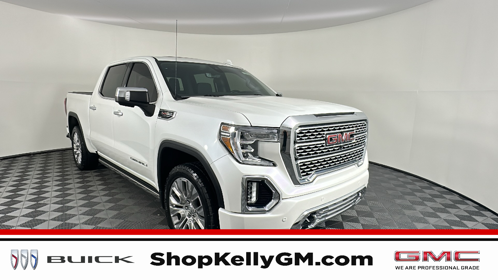 2020 GMC Sierra 1500 Denali 1