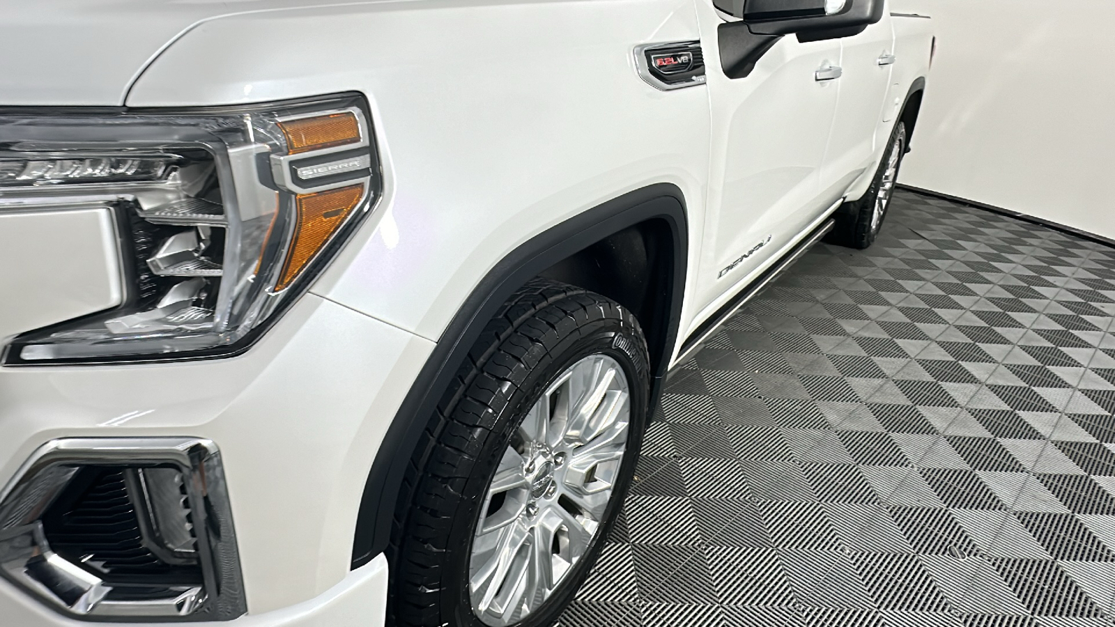 2020 GMC Sierra 1500 Denali 7