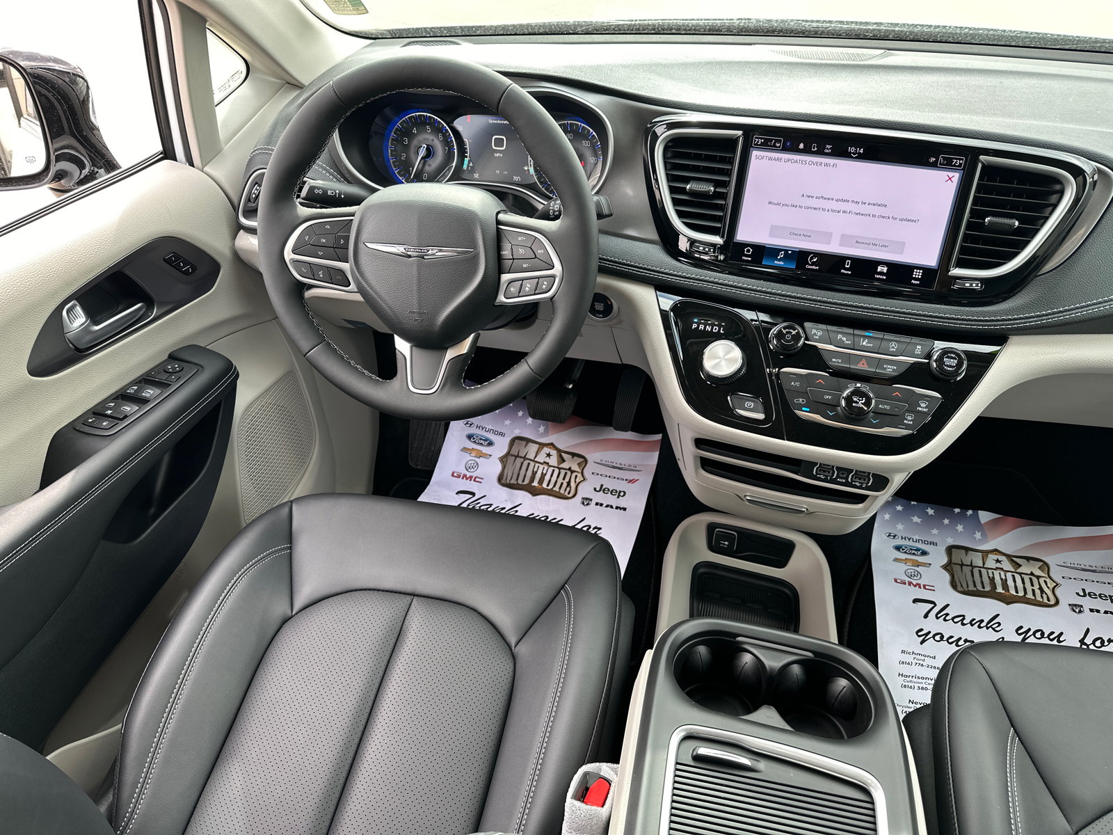2024 Chrysler Pacifica Touring L 23