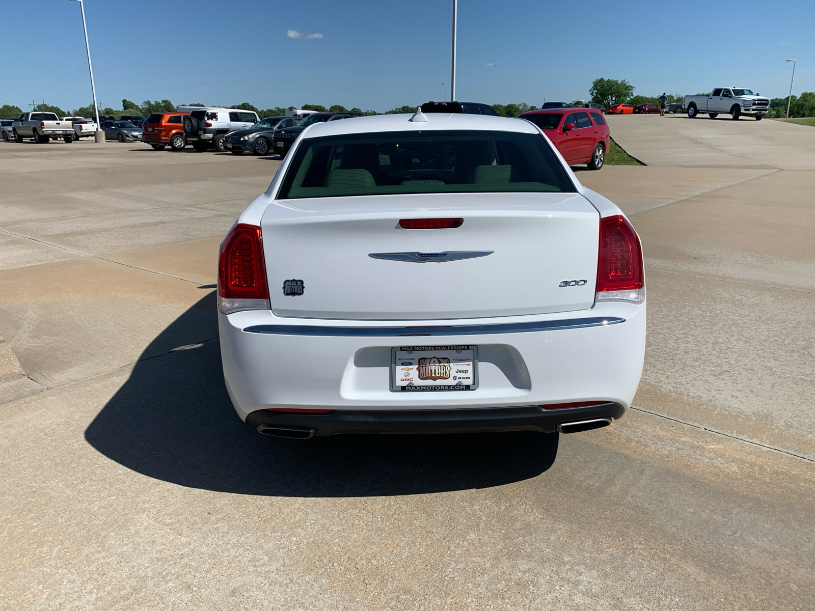 2015 Chrysler 300 Limited 6