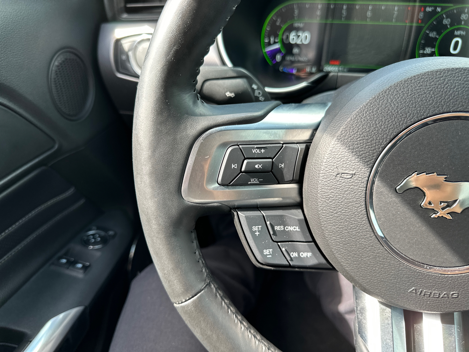 2018 Ford Mustang GT Premium 34