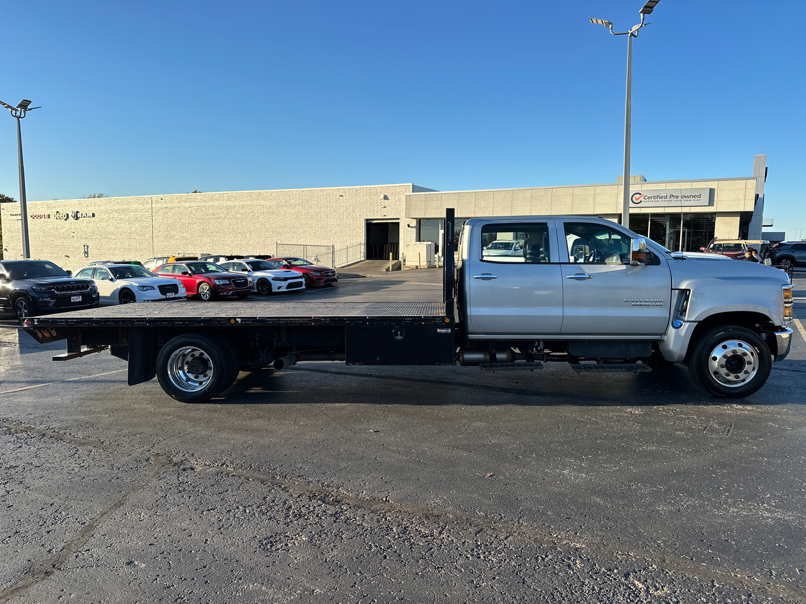 2019 Chevrolet Silverado 5500HD 1LT 5