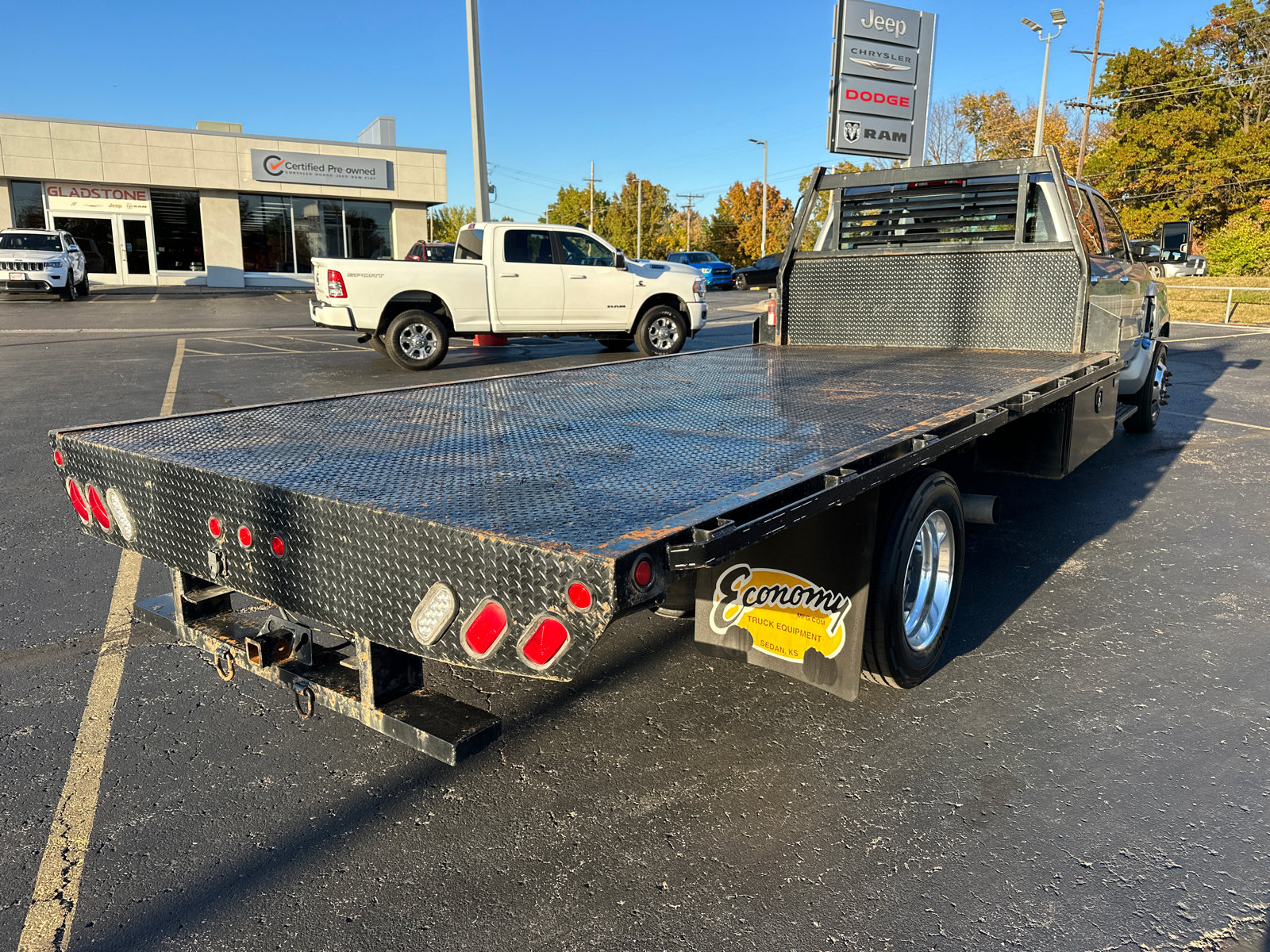 2019 Chevrolet Silverado 5500HD 1LT 6