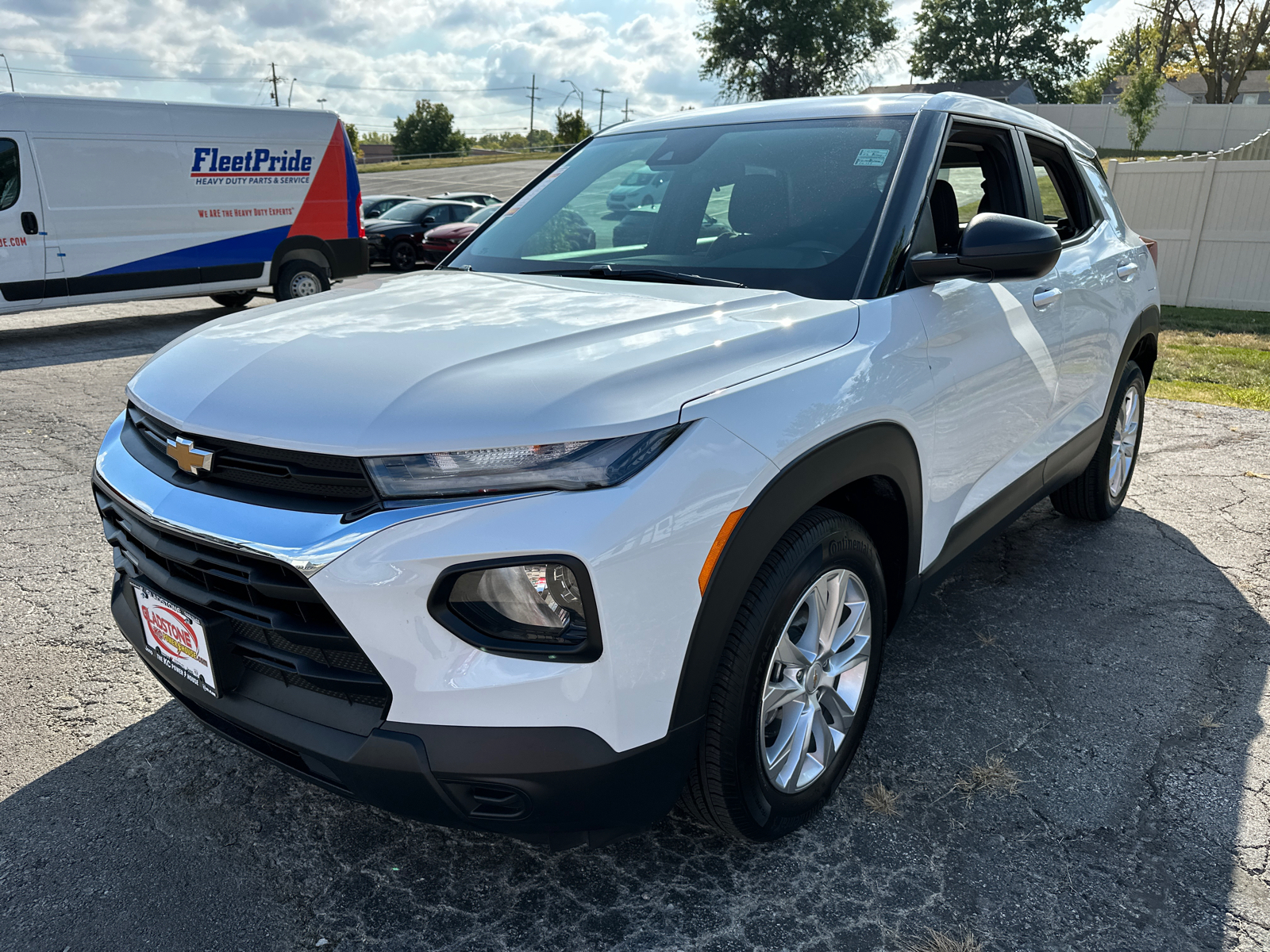 2023 Chevrolet TrailBlazer LS 2