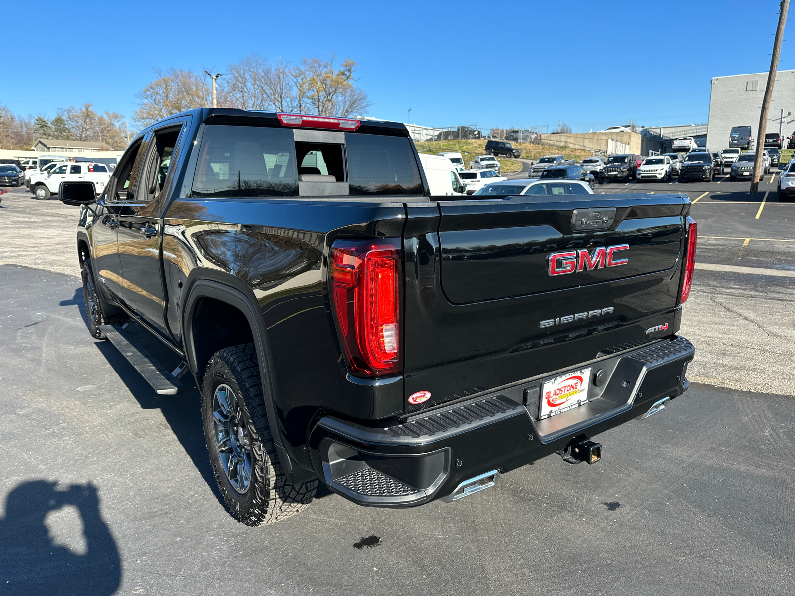 2024 GMC Sierra 1500 AT4 8