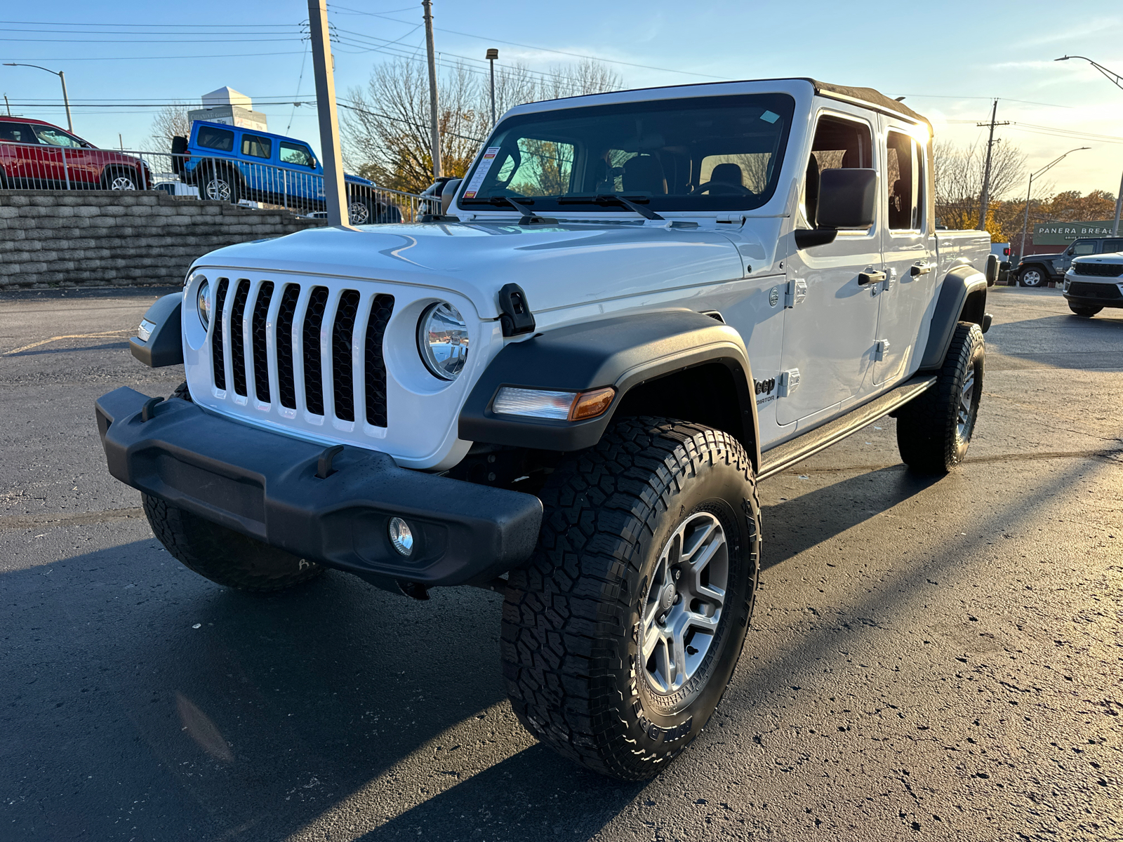 2020 Jeep Gladiator Sport 2