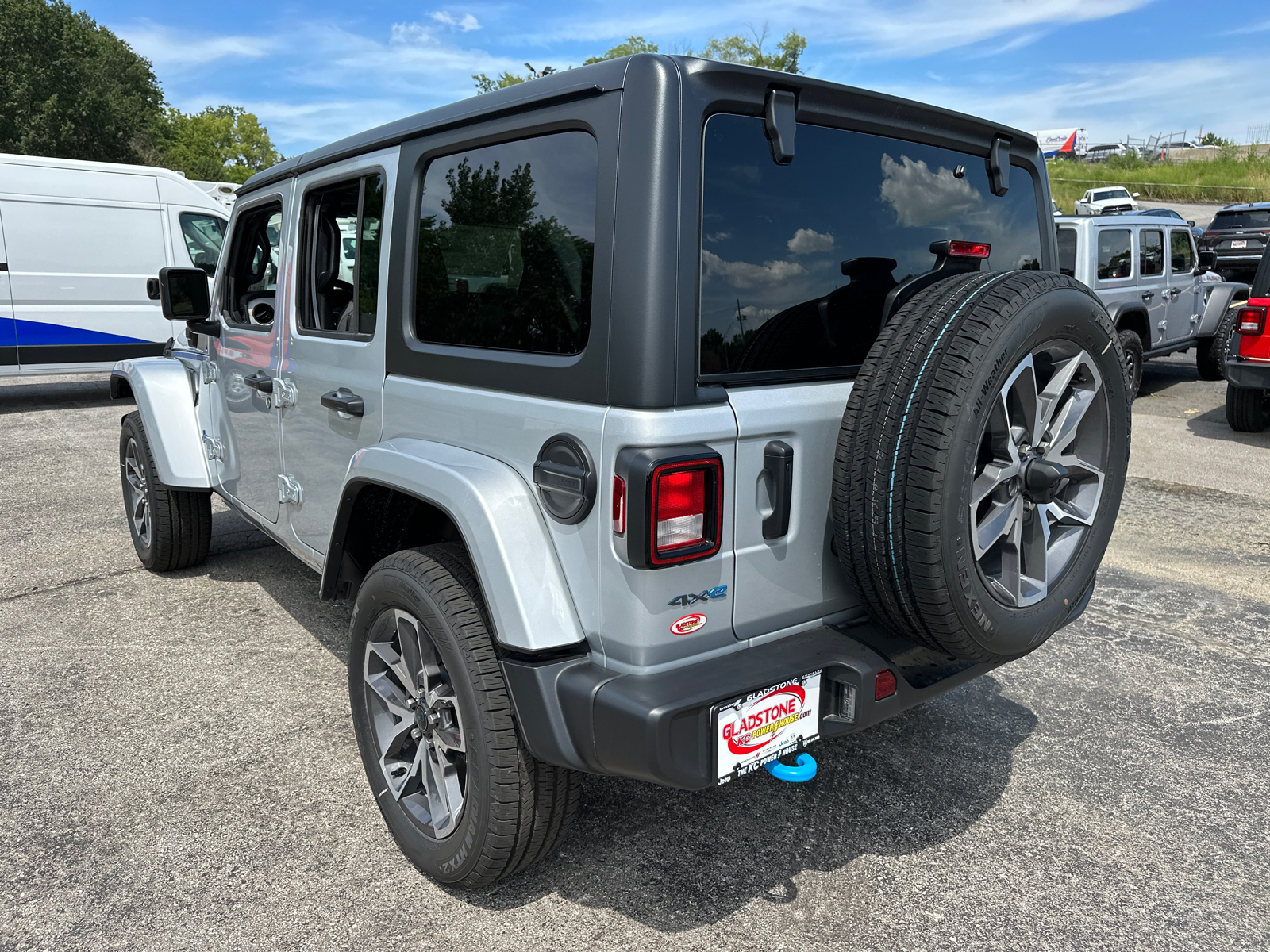 2024 Jeep Wrangler Sport S 4xe 8