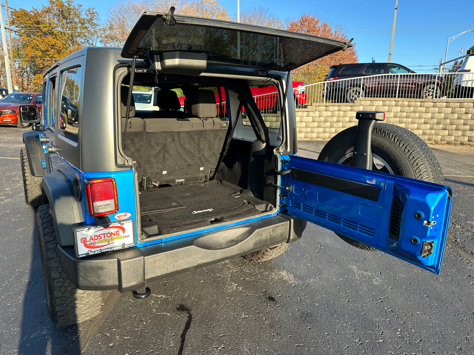 2015 Jeep Wrangler Unlimited Sport 9