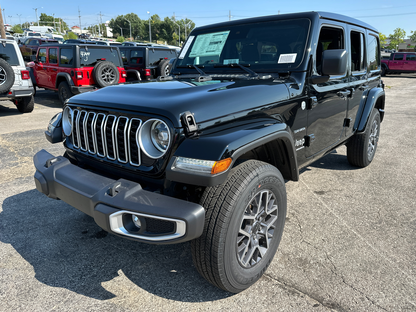 2024 Jeep Wrangler Sahara 2