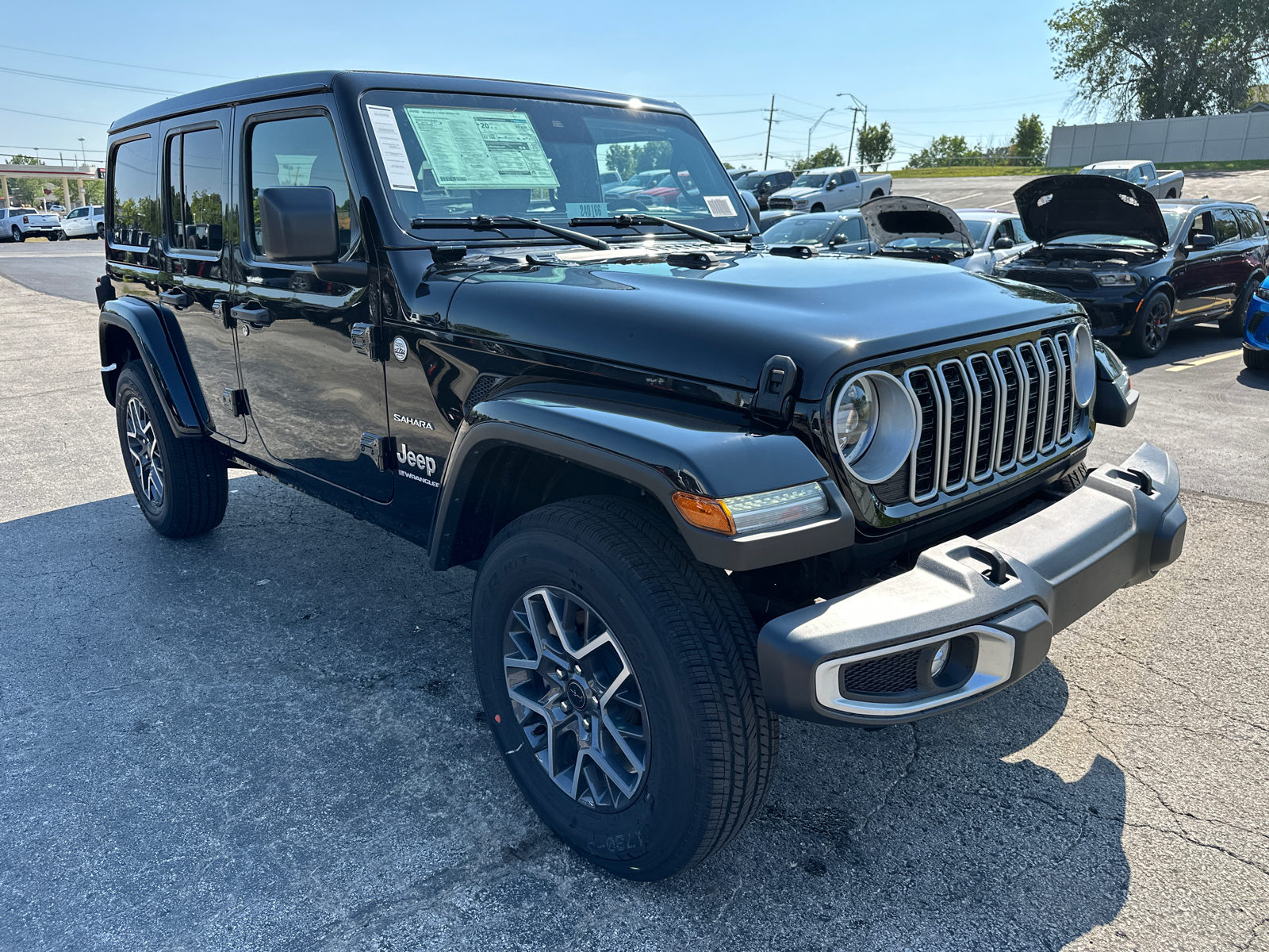 2024 Jeep Wrangler Sahara 4