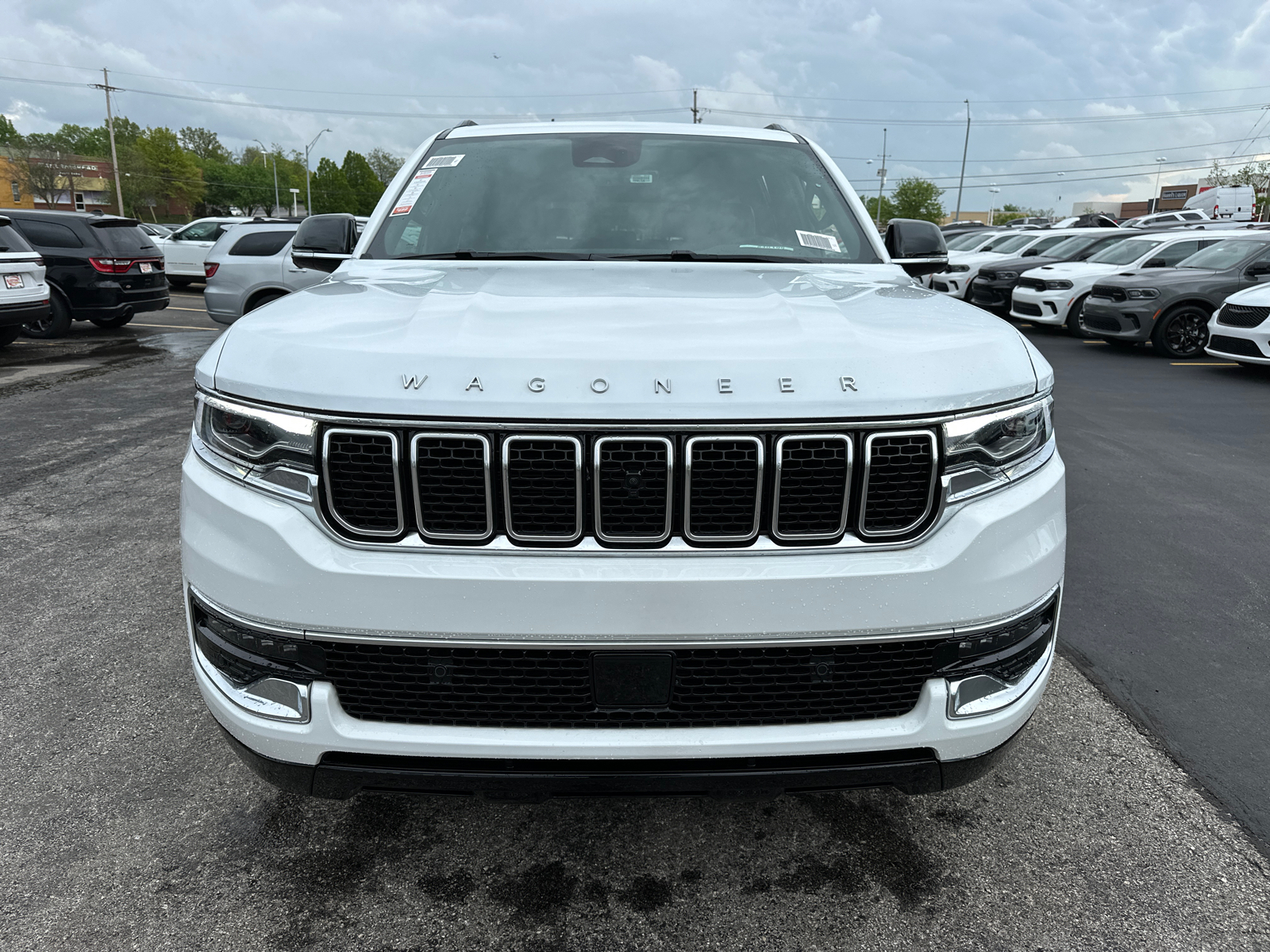 2024 Jeep Wagoneer Base 2