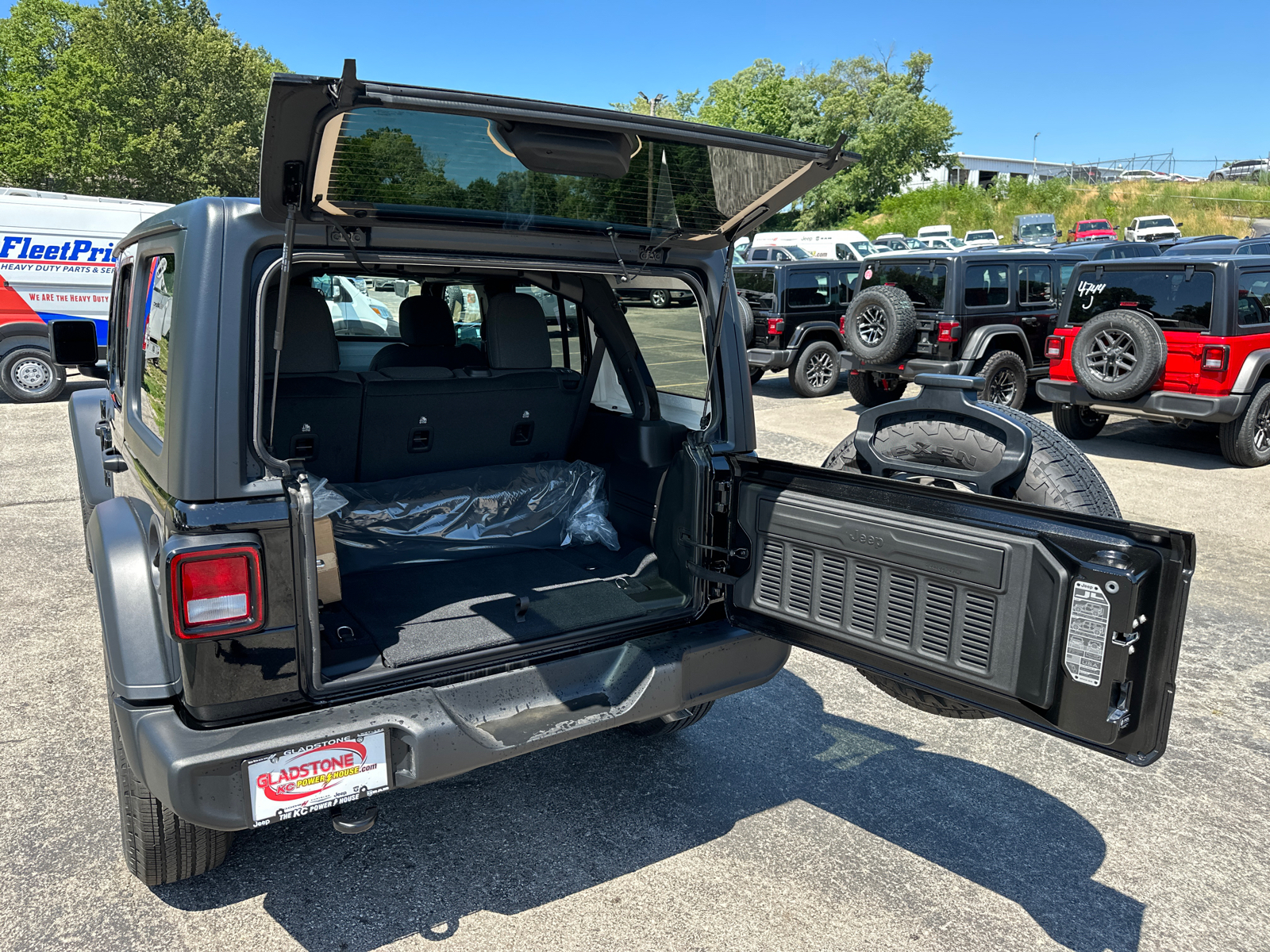 2024 Jeep Wrangler Sport S 8