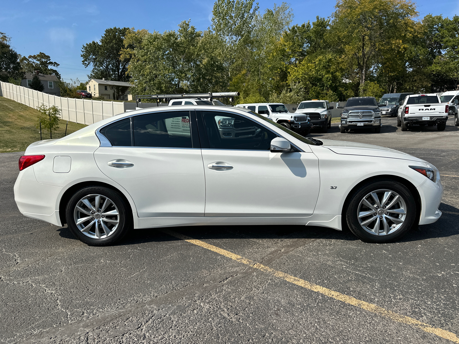 2015 INFINITI Q50 Premium 5