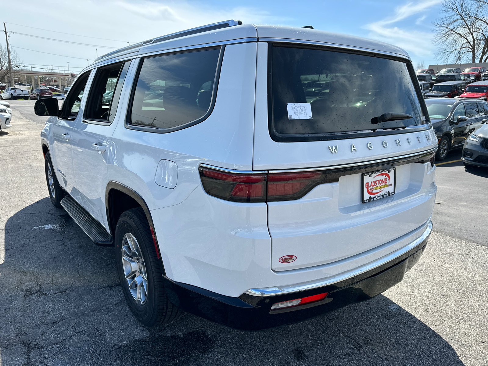 2024 Jeep Wagoneer Base 7